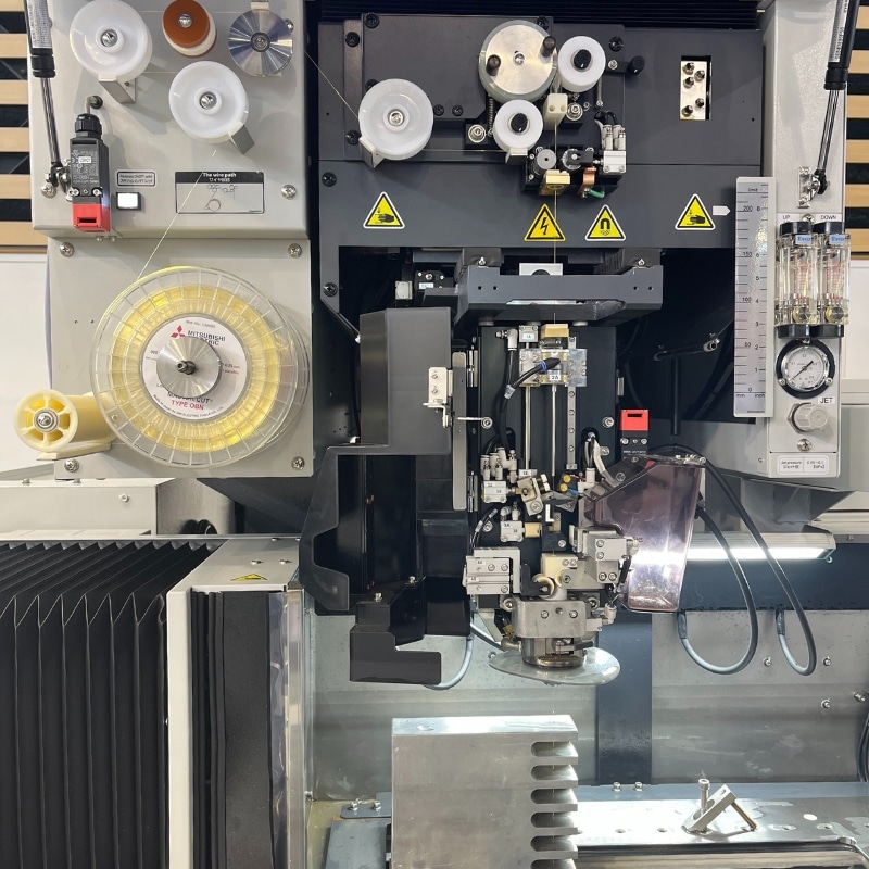 bec industrie machine d'électroérosion (edm)