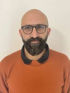 Julien Huguenin Administration des ventes - Achats